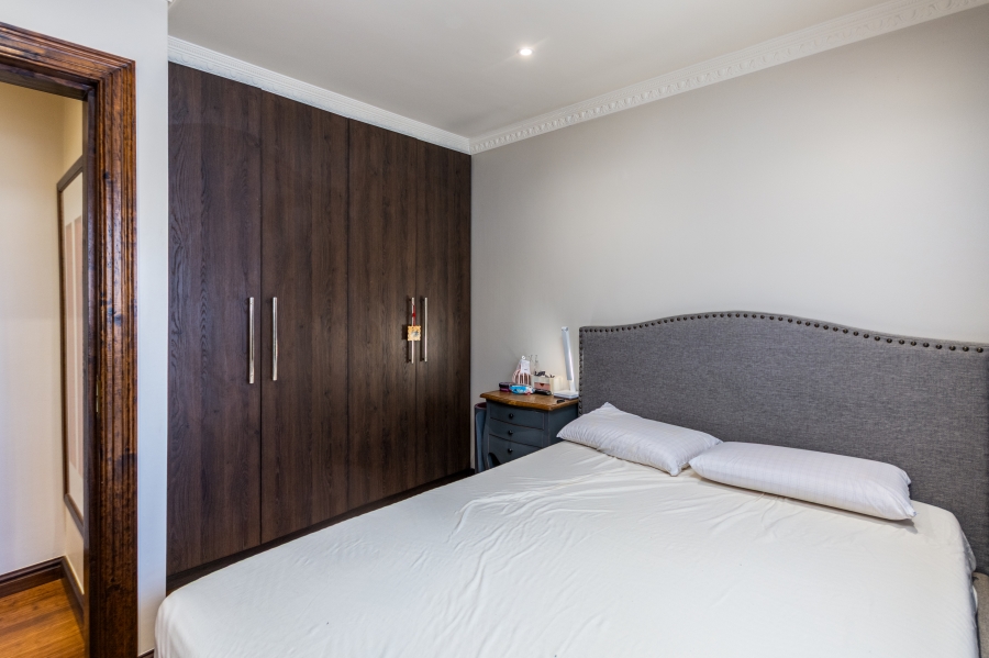 3 Bedroom Property for Sale in Kenilworth Western Cape